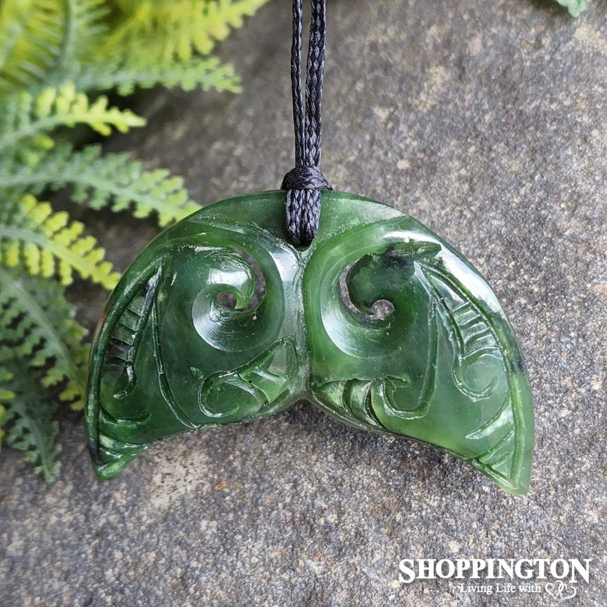 Pounamu Pendant - Whales Tail 45mm