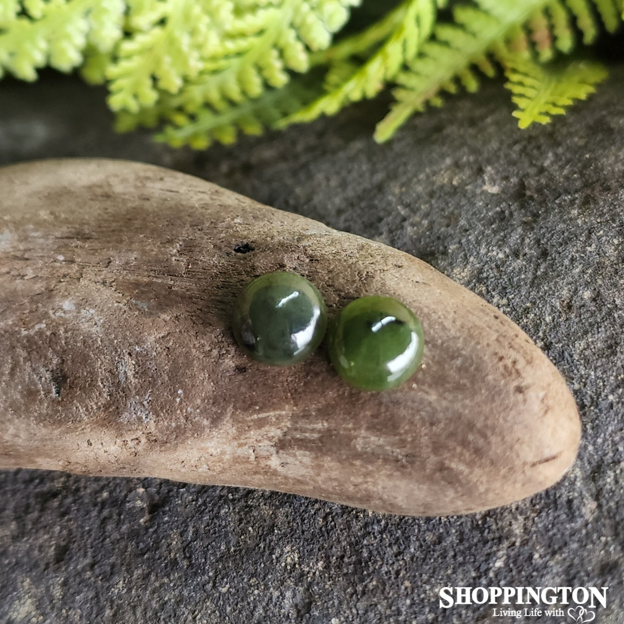 Pounamu Studs - Round (Med)