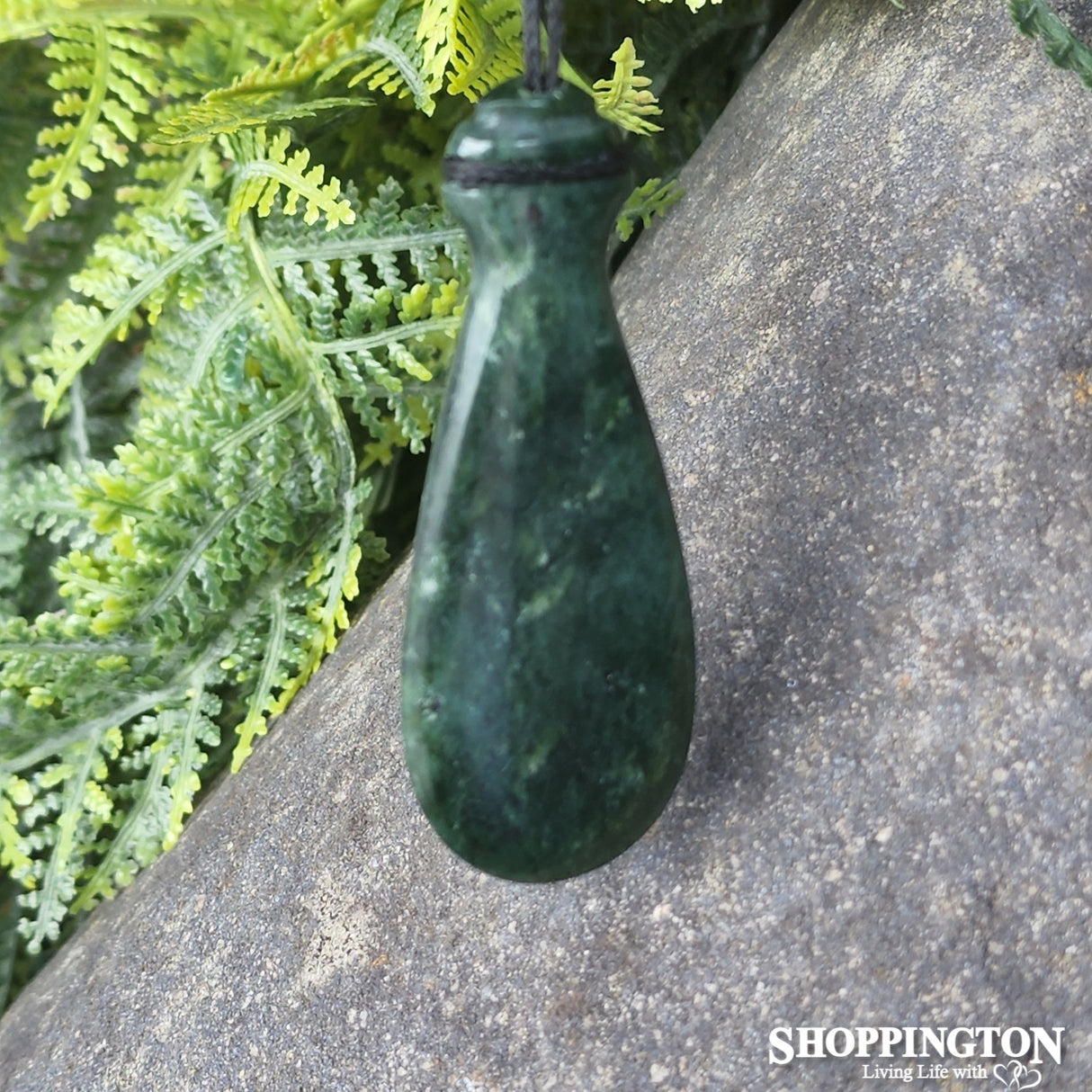 Pounamu Pendant - Mere