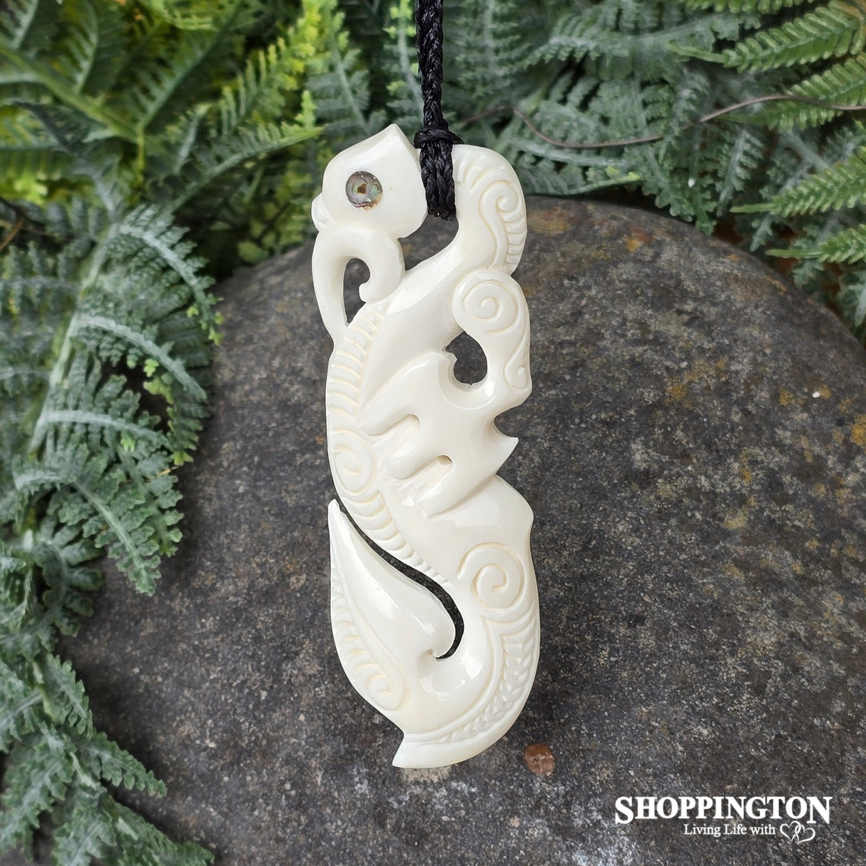 Bone Manaia Hook - Pendant