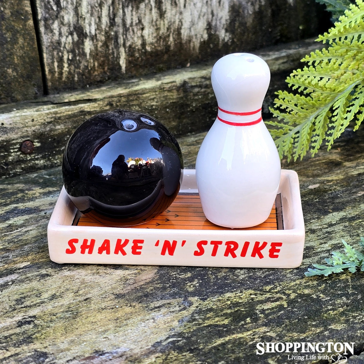 Salt & Pepper - Bowling