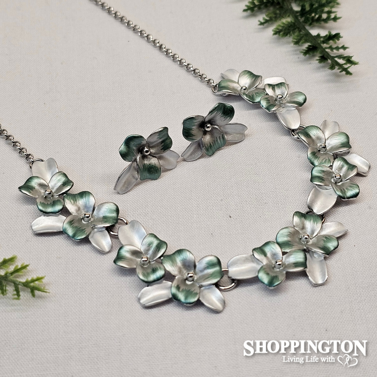 Necklace - Green Flower Necklace & Earrings Set