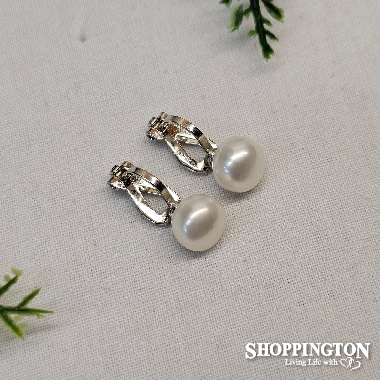Earrings White Fresh Water pearl ear clips