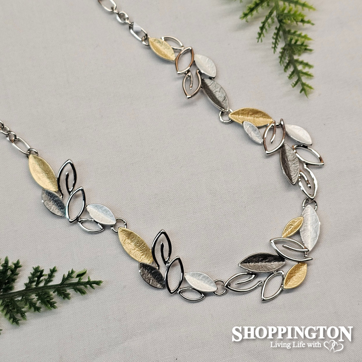 Necklace - Leaves Trio
