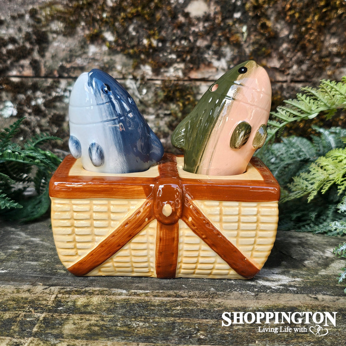 Salt & Pepper - Fishing