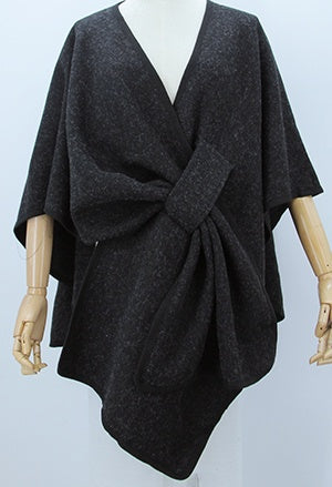 Cape - Loop Tie Black