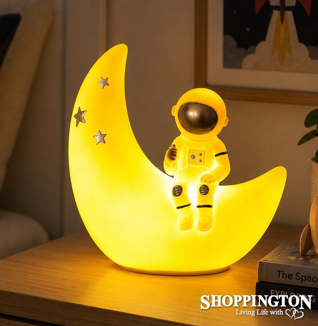 Astronaut on Moon Lamp