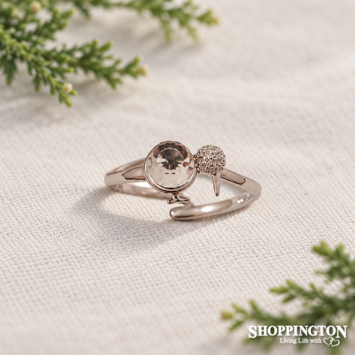 Ring - Swarovski Crystal Kiwi