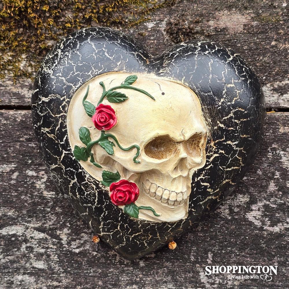 Collectable Heart - Skull & Roses