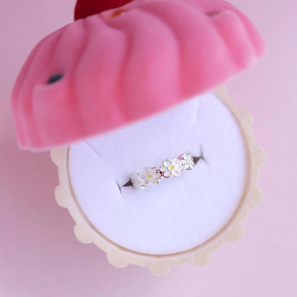 Lauren Hinkley Ring in Box - Daisy Chain