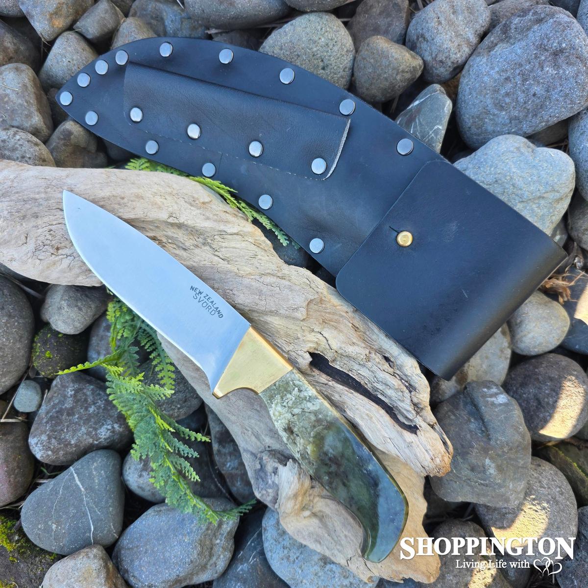 MÄripi (knife) - Svord with Totoweka Pounamu Handle
