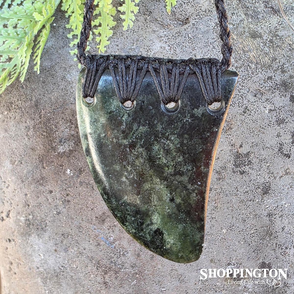 Pounamu - Niho Kawakawa