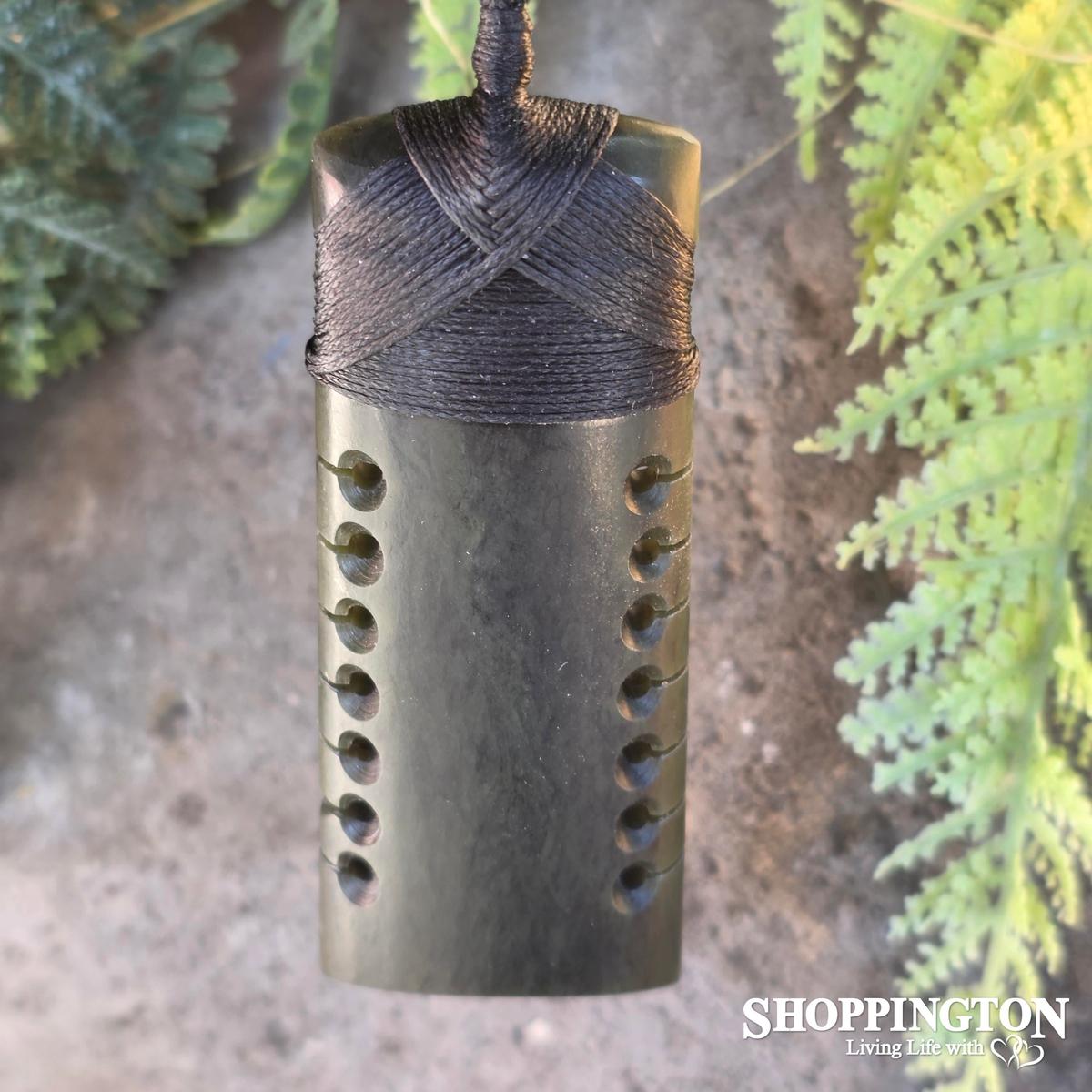 Pounamu Pendant - Notched Toki 85mm
