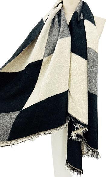 Shrug/Wrap - Black/White Block Rectangles