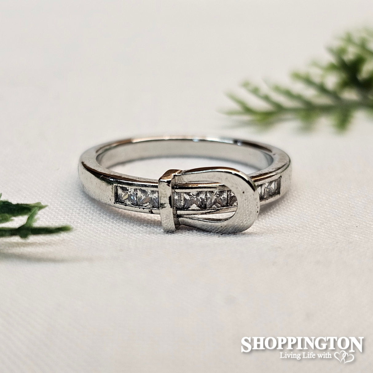 Zircon Rhodium Buckle Ring