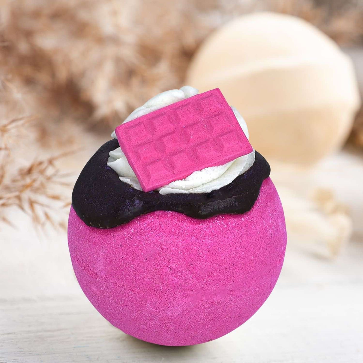 Bomb Cosmetics Bath Blaster - XOXO