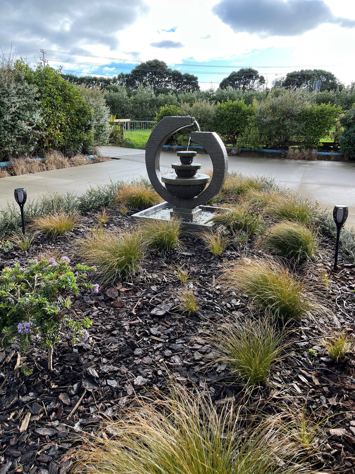 E Embrace Life Water Feature 100cm x 135cm