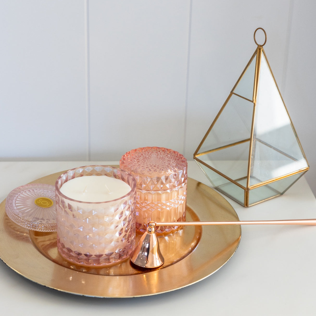 The SOi Co Shimmer Candle - Pink Chiffon
