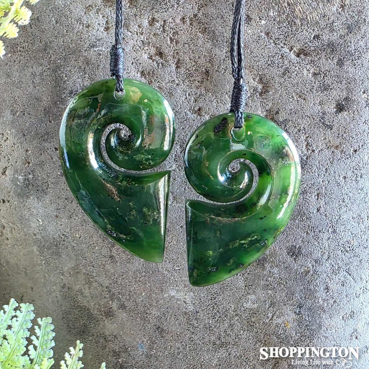 Pounamu - Kawakawa Split Heart