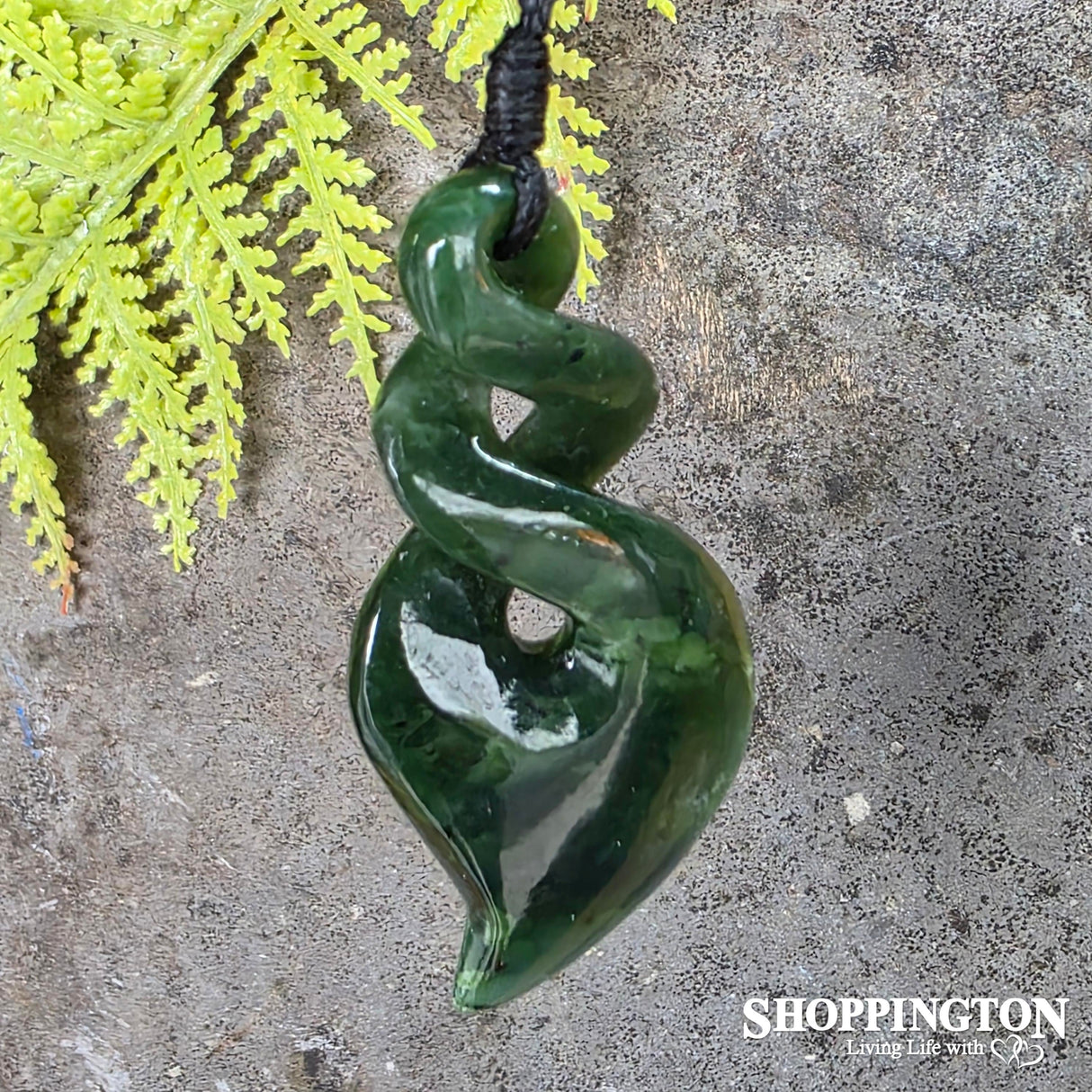 Pounamu - Kahotea Pikorua with Point