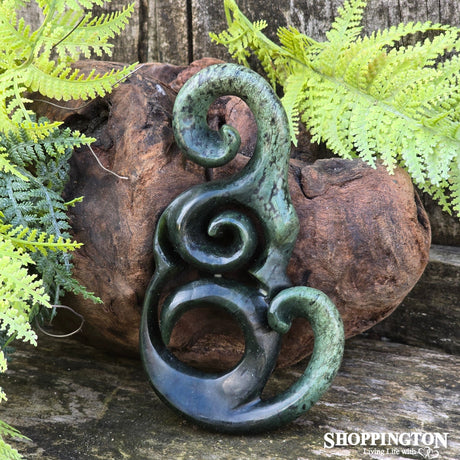 Pounamu & Greenstone