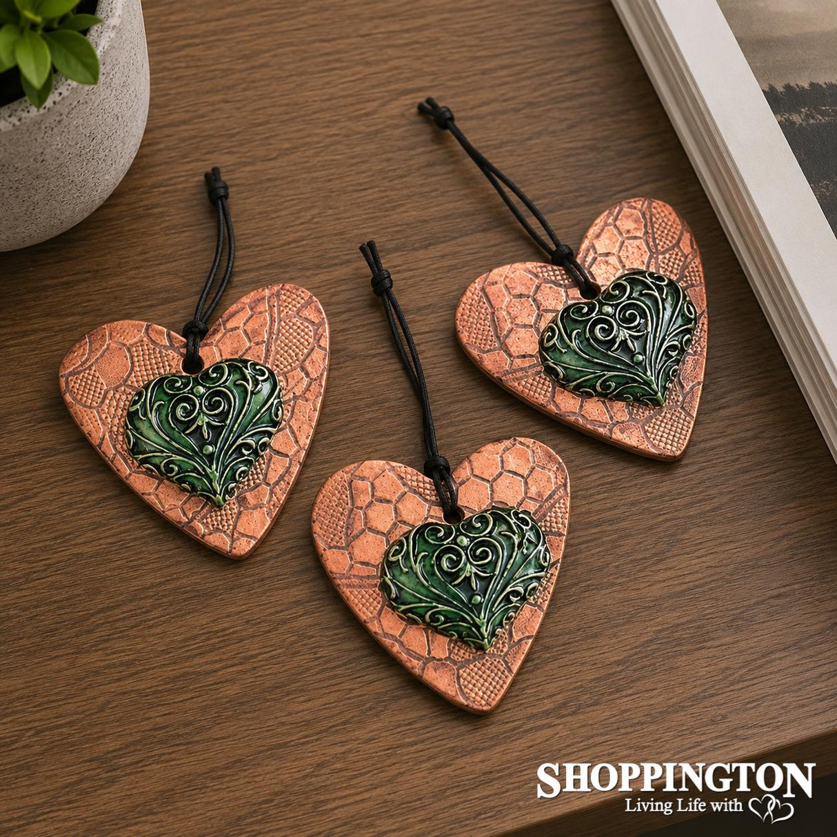 100% NZ Made Pottery / Green Filigree Heart Small