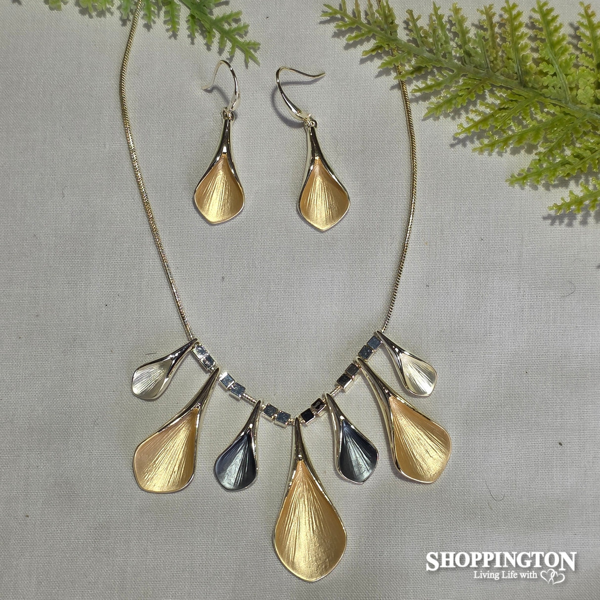 Necklace - Gold & Grey Leaves