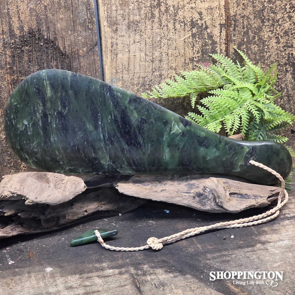 Pounamu - Pipiwharauroa Mere 355mm