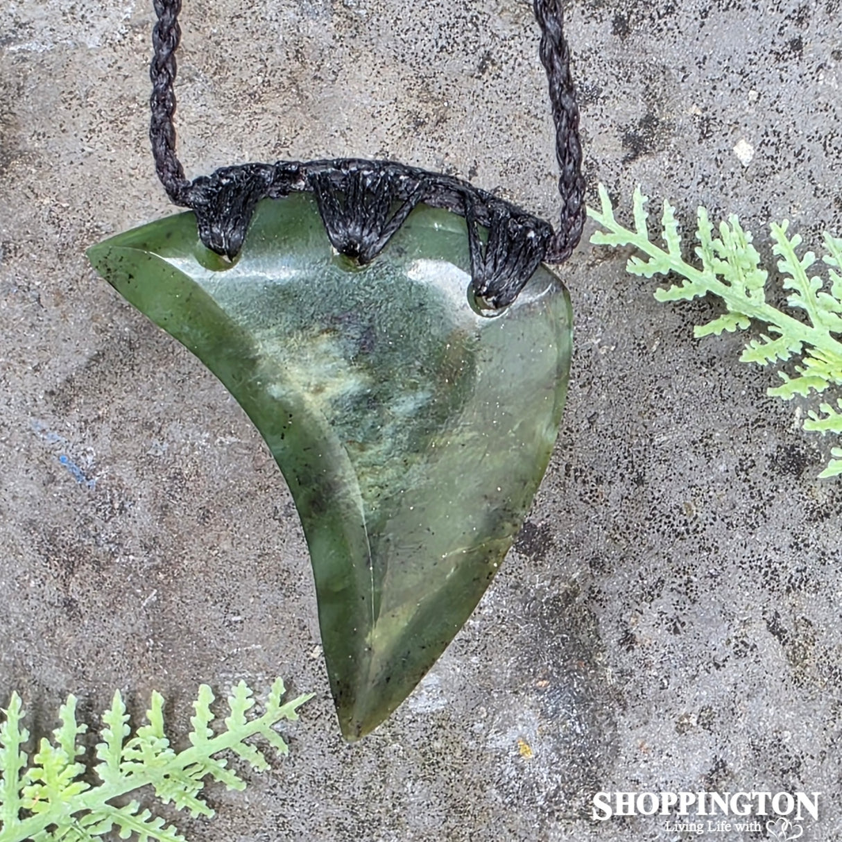 Pounamu -  Niho Inanga