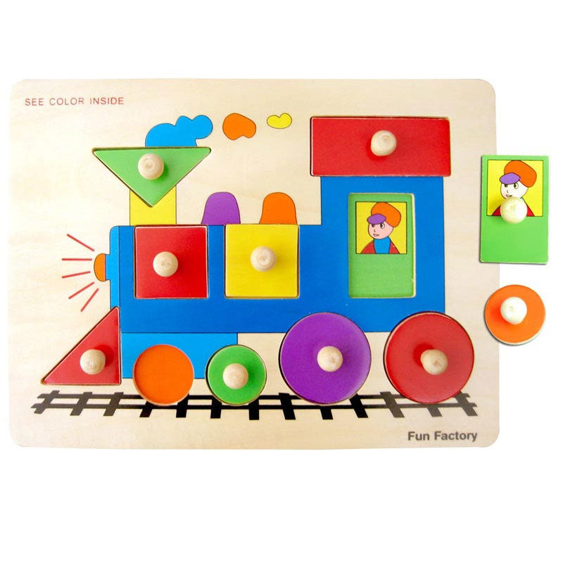 Wooden Puzzle / Train with knobs