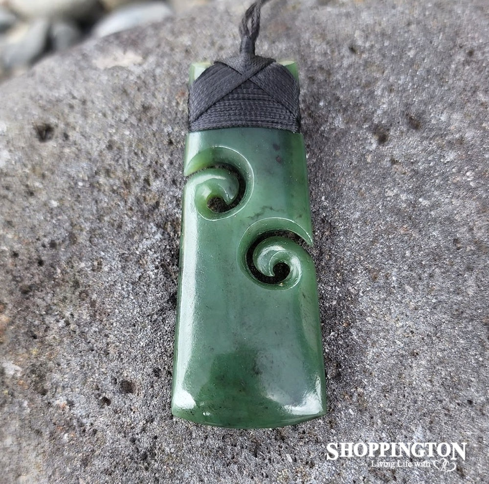 Pounamu Pendant - Toki Koru 70mm
