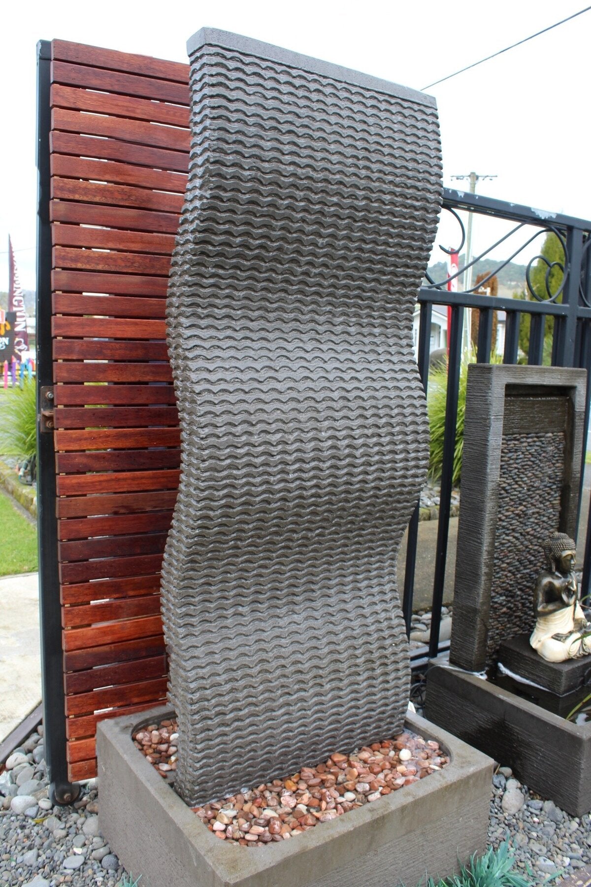 Balanced Wave XL Water Feature 70cm x 185cm