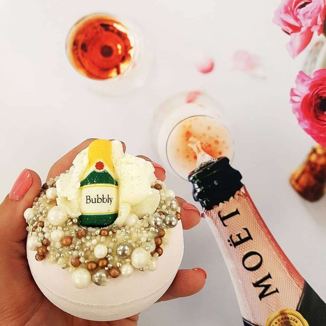 Bomb Cosmetics Bath Blaster - Fizz The Season