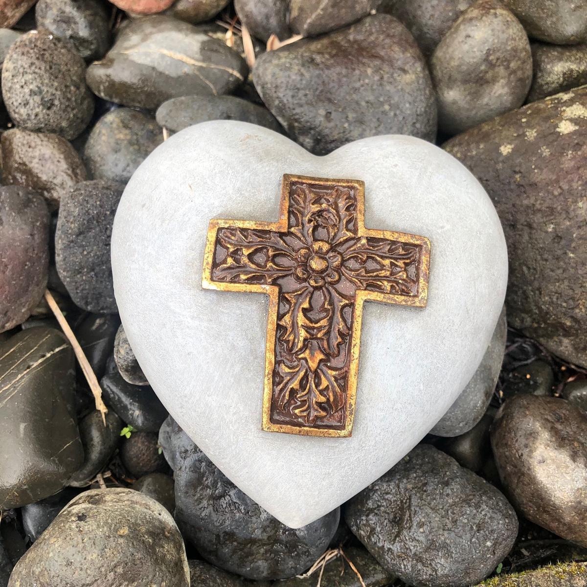 Collectable Heart - Floral Cross