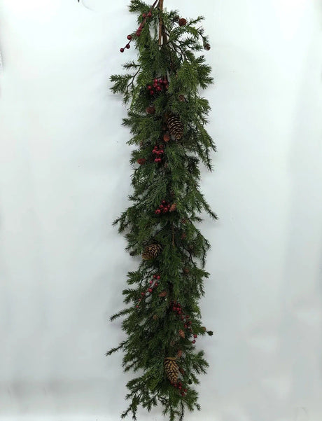 Deluxe Juniper Pine Garland