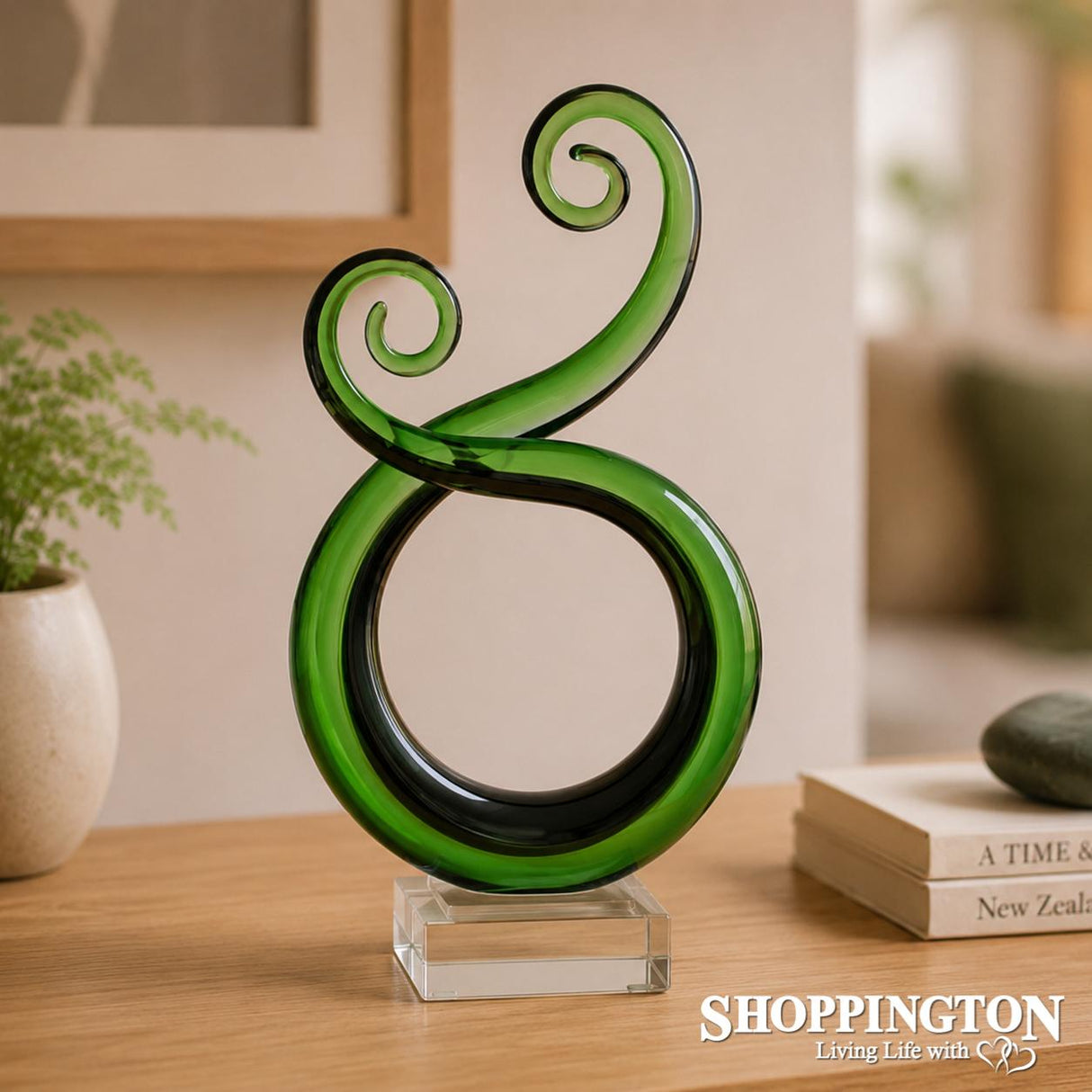Glass Pikourua Swirl - Green and Black