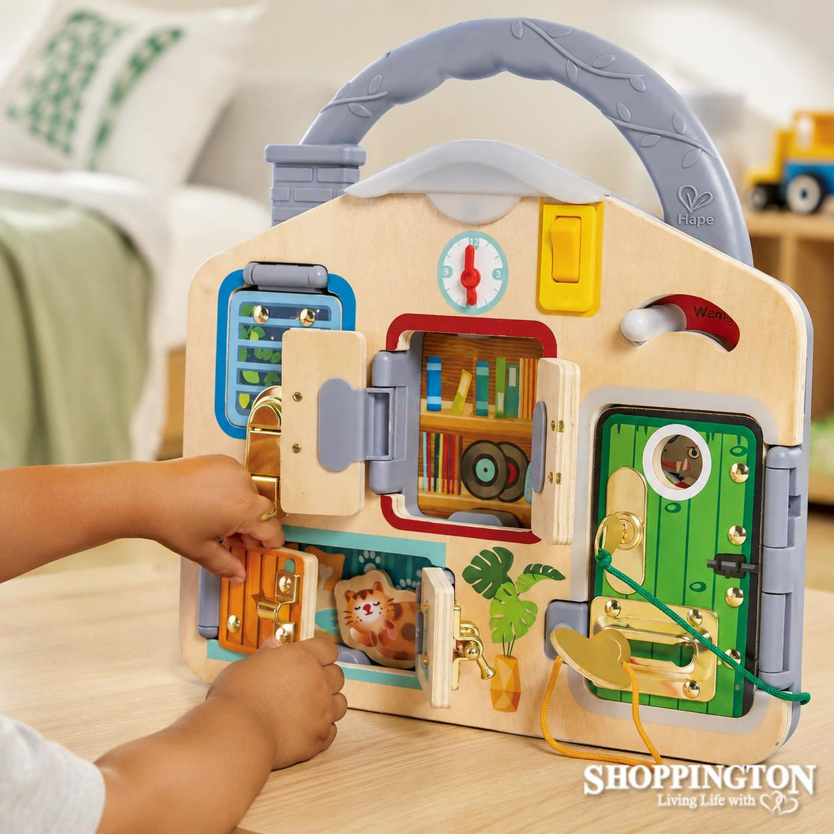 Hape - Lock & Learn Playboard
