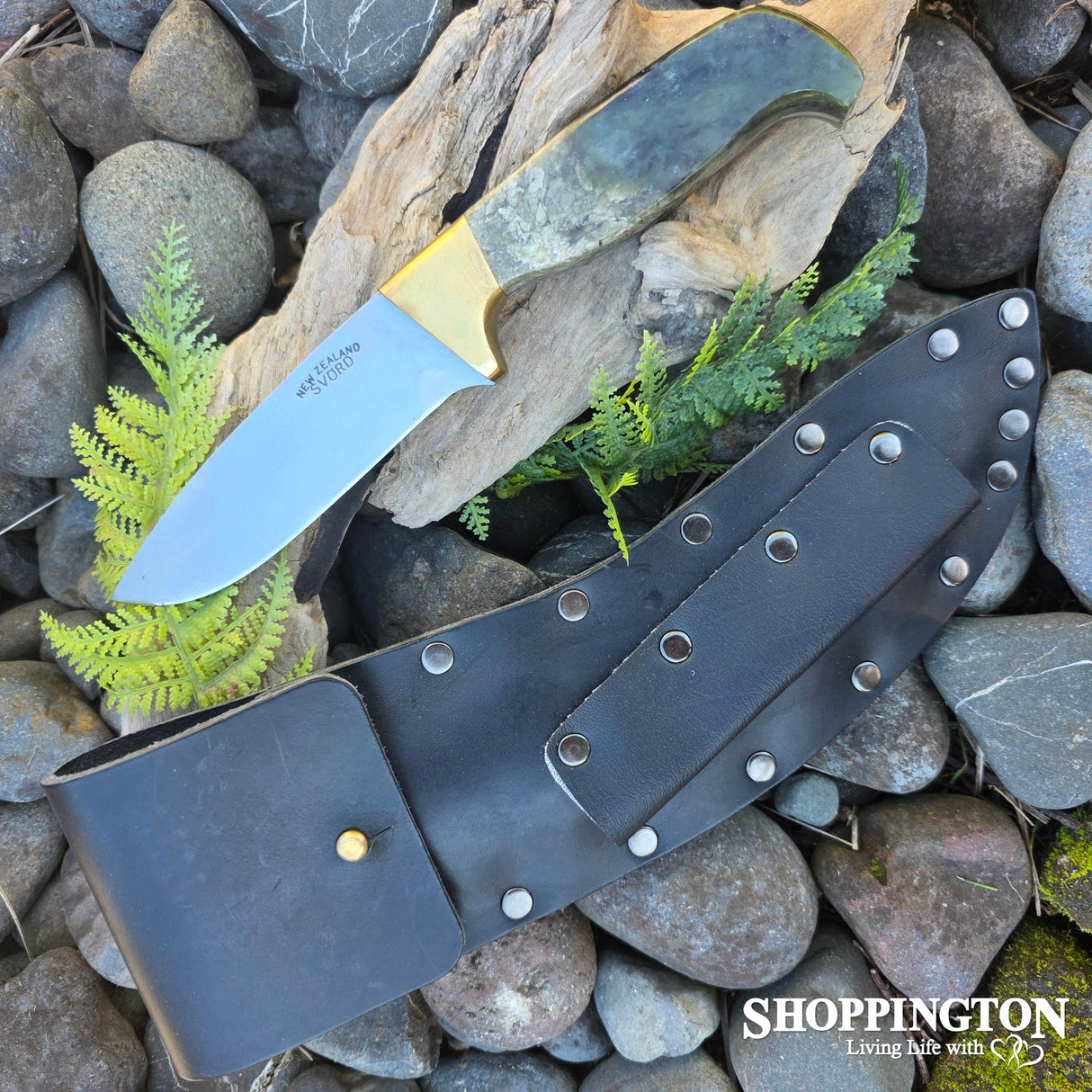 Māripi (knife) - Svord with Totoweka Pounamu Handle