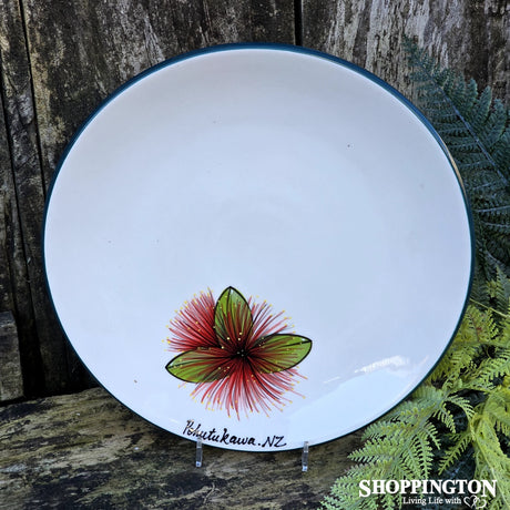 NZ Made Handpainted Round Plate 27cm / Pohutukawa