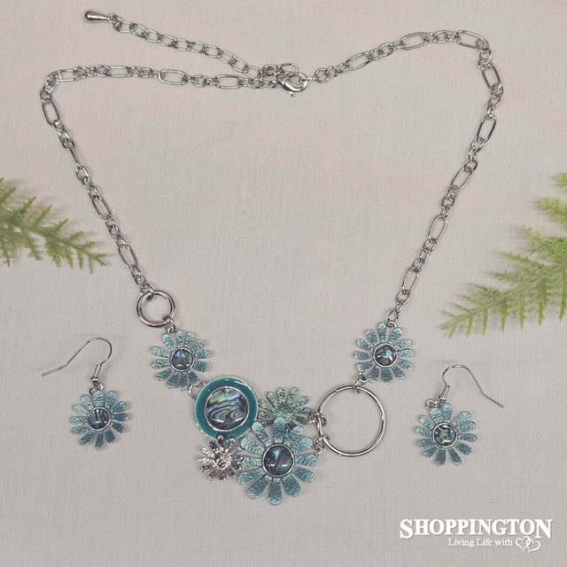 Necklace - Paua Daisy
