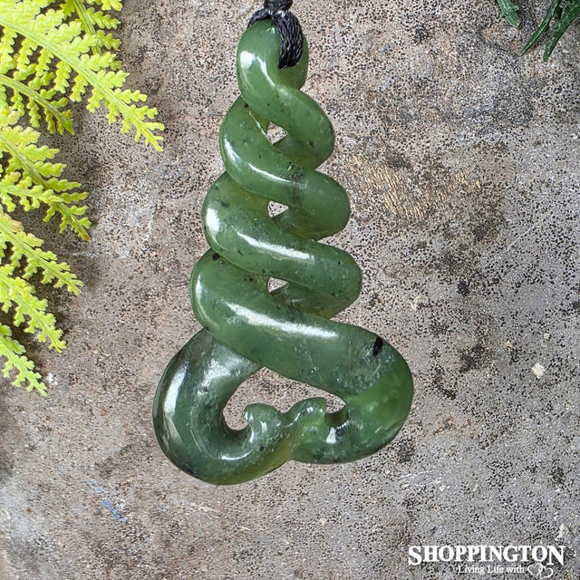Pikorua Manawa Pounamu