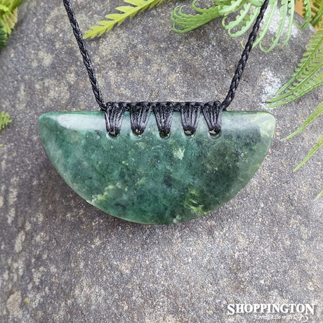Pounamu - Breast Plate 77mm