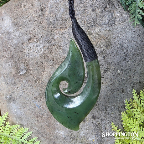 Pounamu Matau