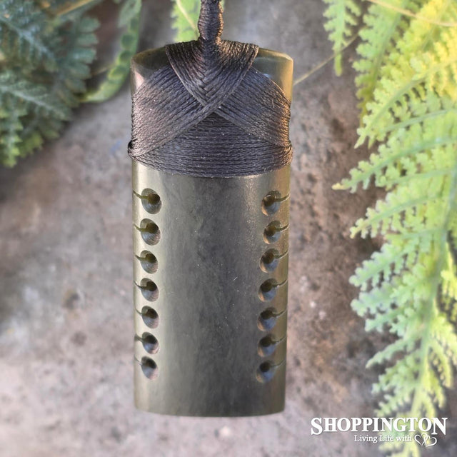 Pounamu Pendant - Notched Toki 85mm