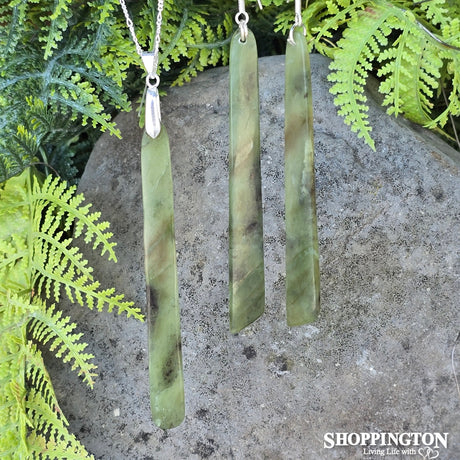Pounamu - Totoweka Earrings & Toki Set - Tahi