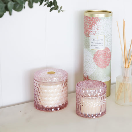 The SOi Co Shimmer Candle - Champagne Lily Petite