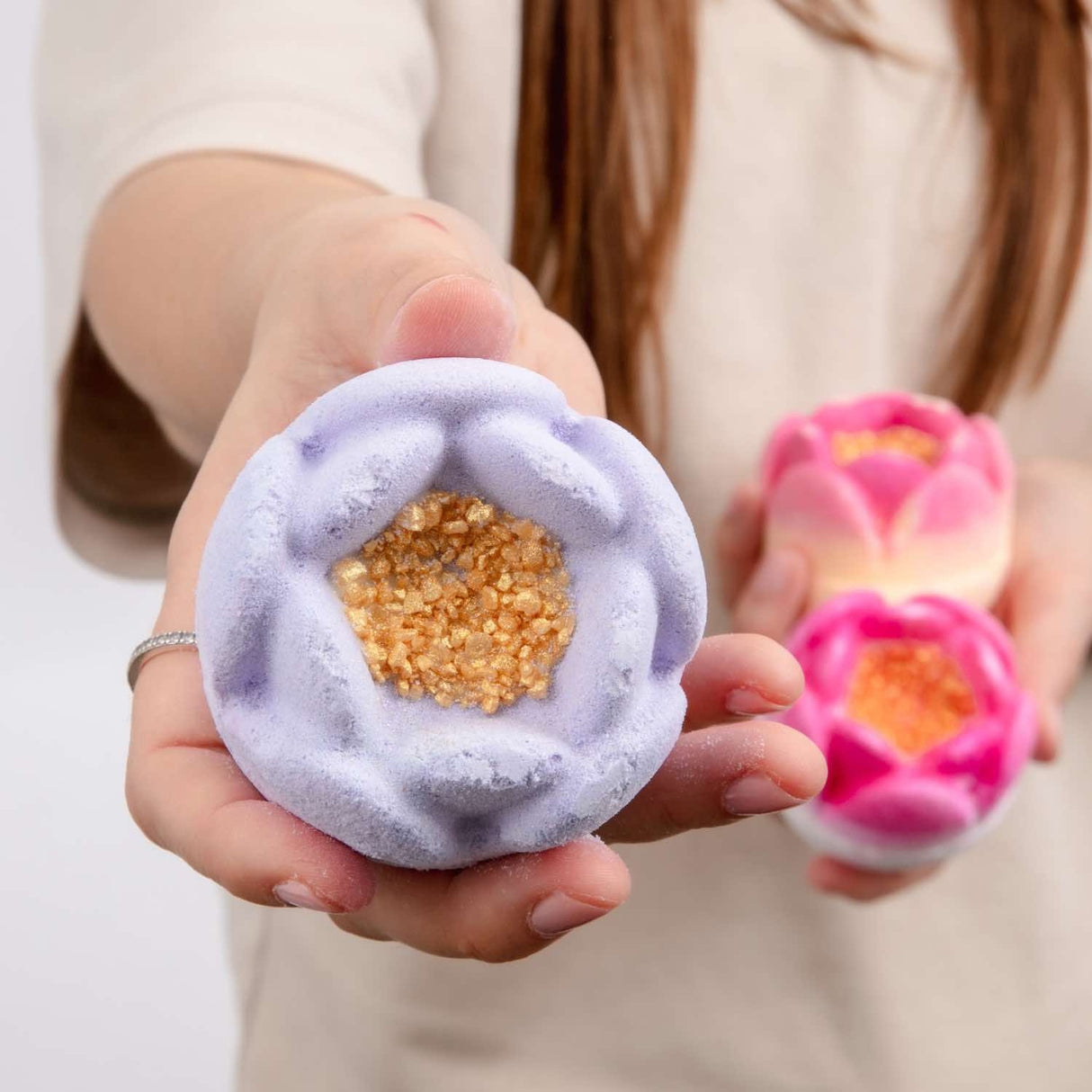 Bomb Cosmetics Raw Bath Blaster - Gone With The Wisteria