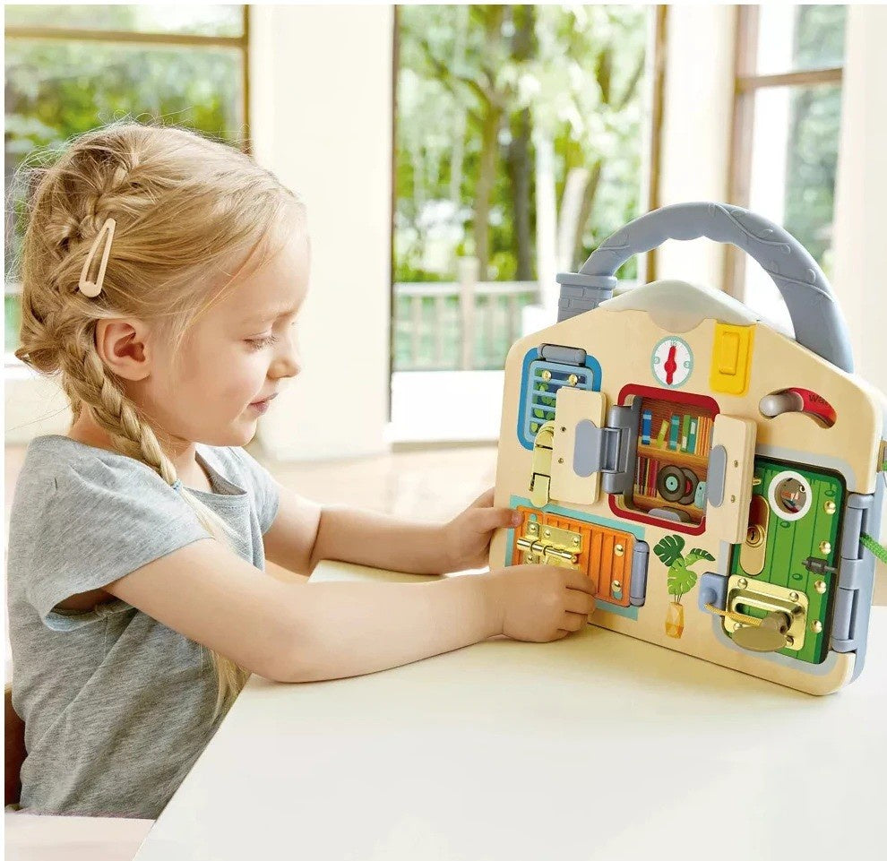 Hape - Lock & Learn Playboard
