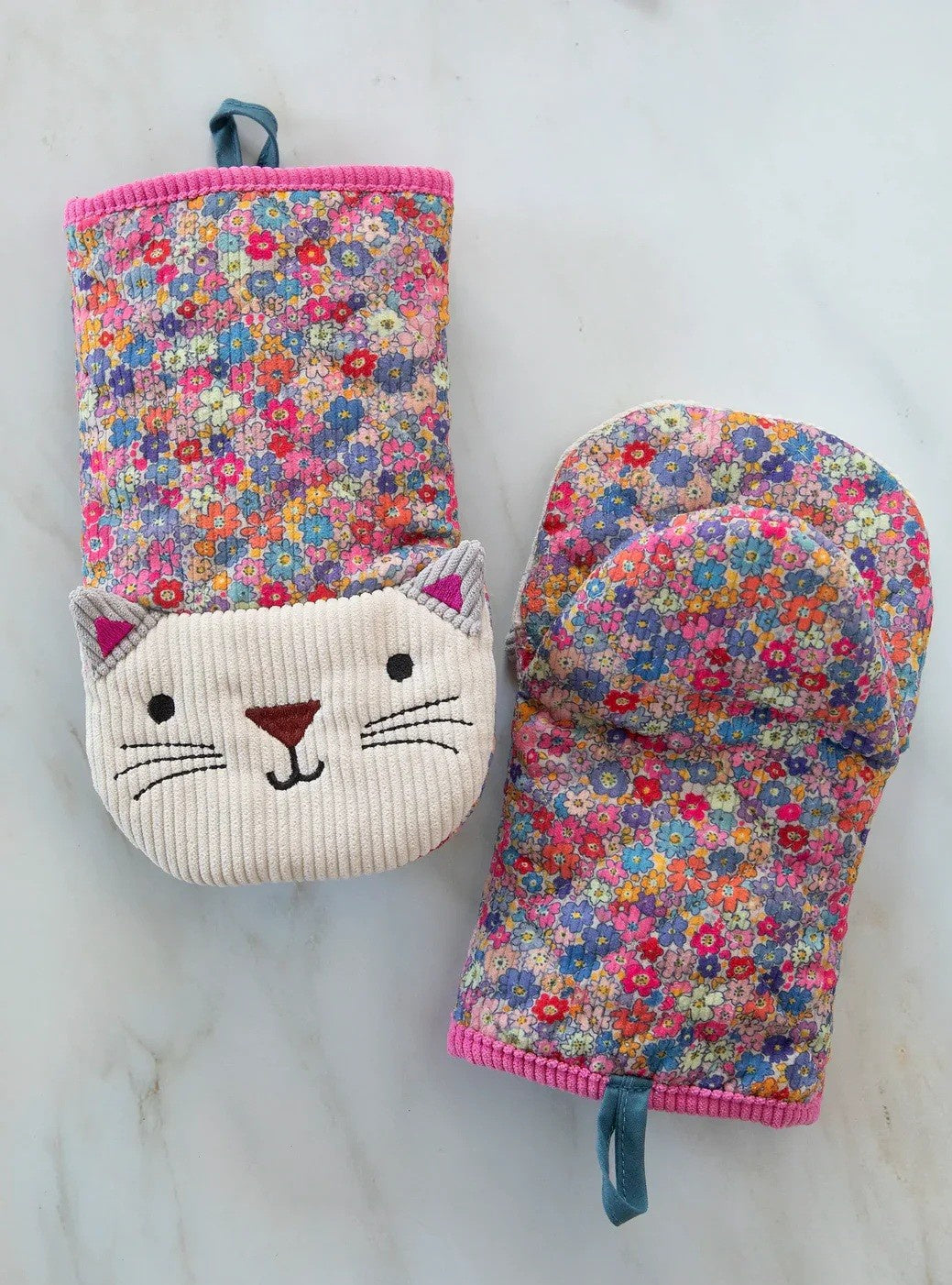 Quilted Oven Mitt - Cat