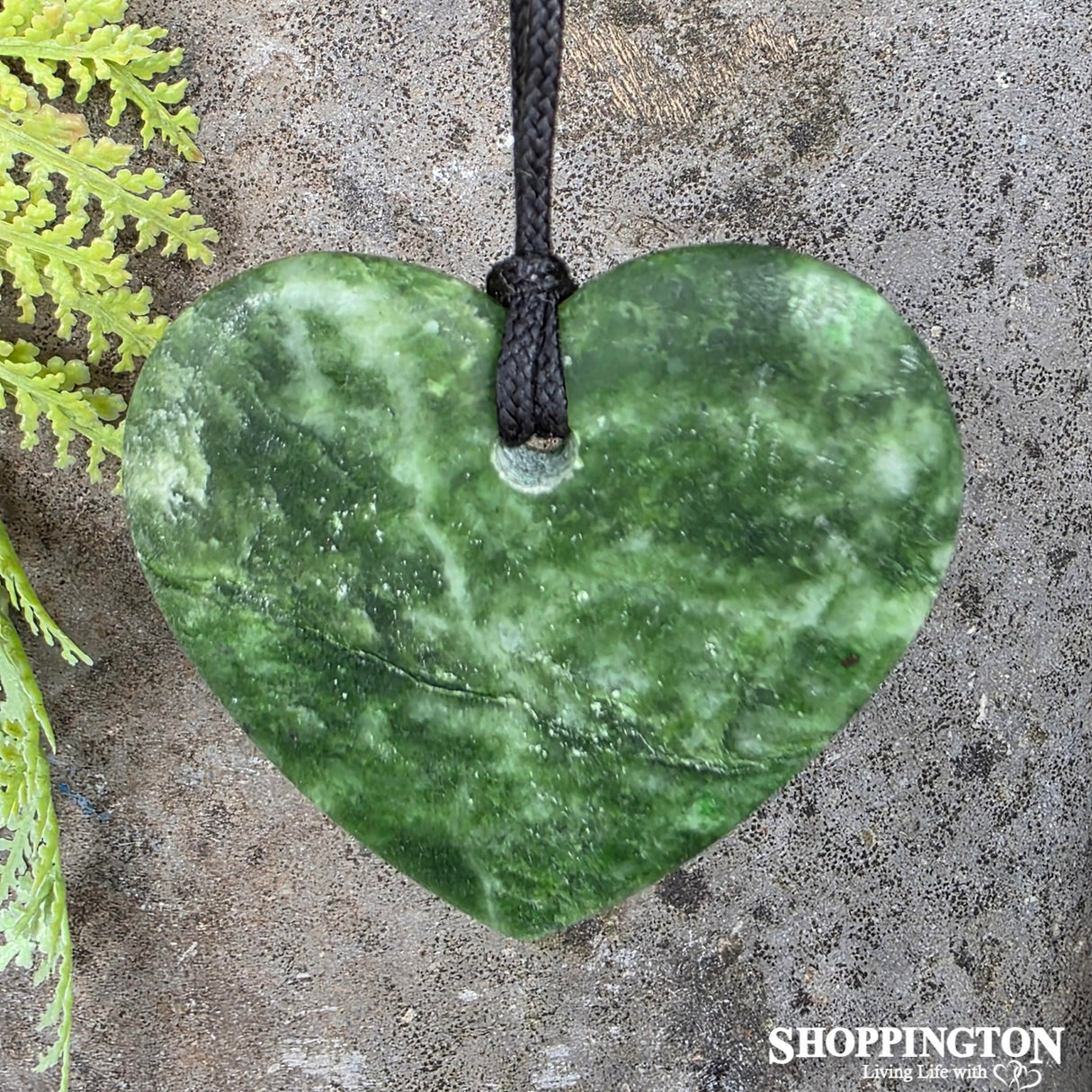 Auhunga Manawa (heart) Pounamu